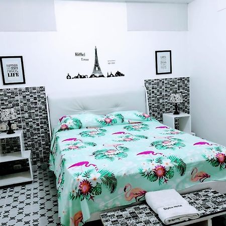Stylus Hotel อีกีโตส ภายนอก รูปภาพ